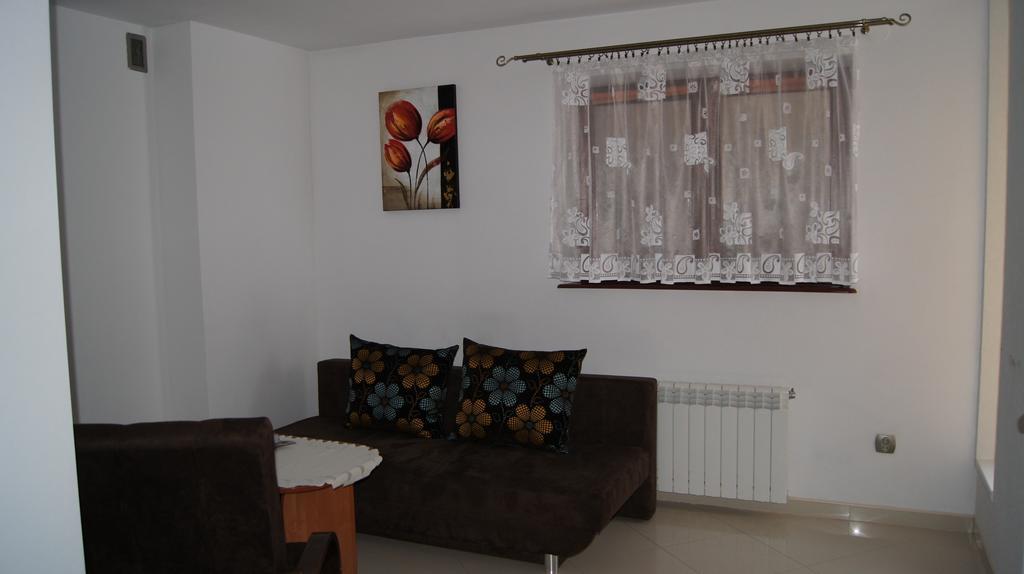 Guest house Willa Pod Debami - Basen, Sala Zabaw - Blisko Centrum *