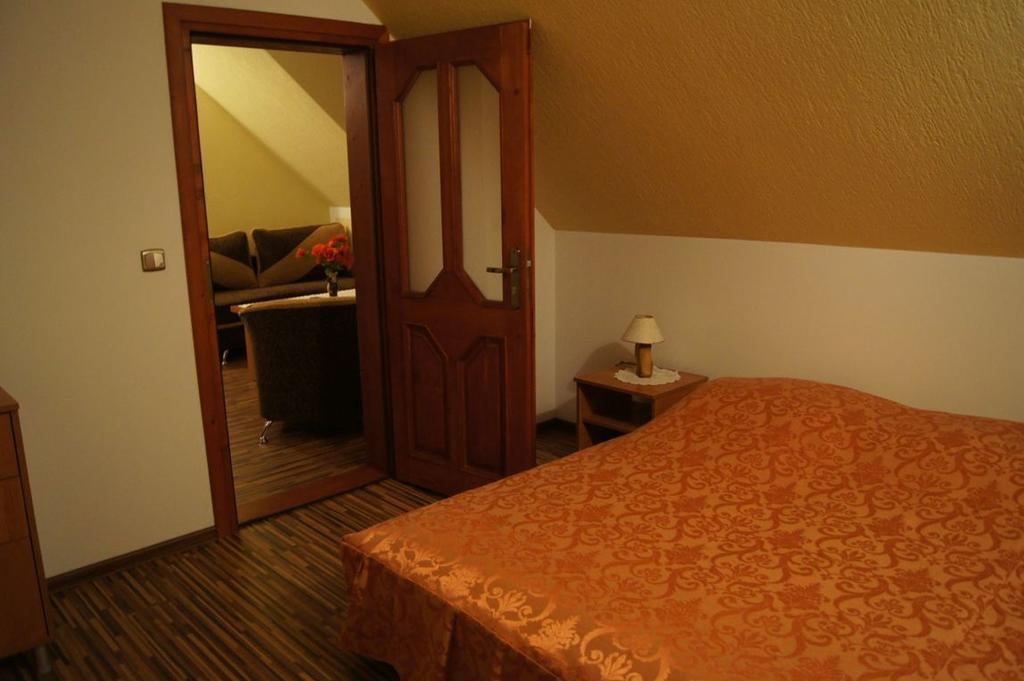 Guest house Willa Pod Debami - Basen, Sala Zabaw - Blisko Centrum *